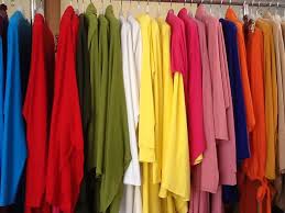 ropa telas de colores